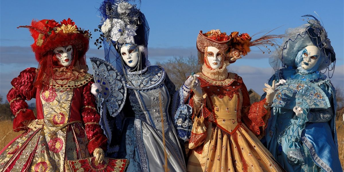 carnaval-masti-spectacol.jpg - JurnalUrban