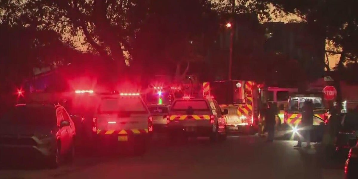 cbsmiami-north-miami-fire-1.jpg - JurnalUrban