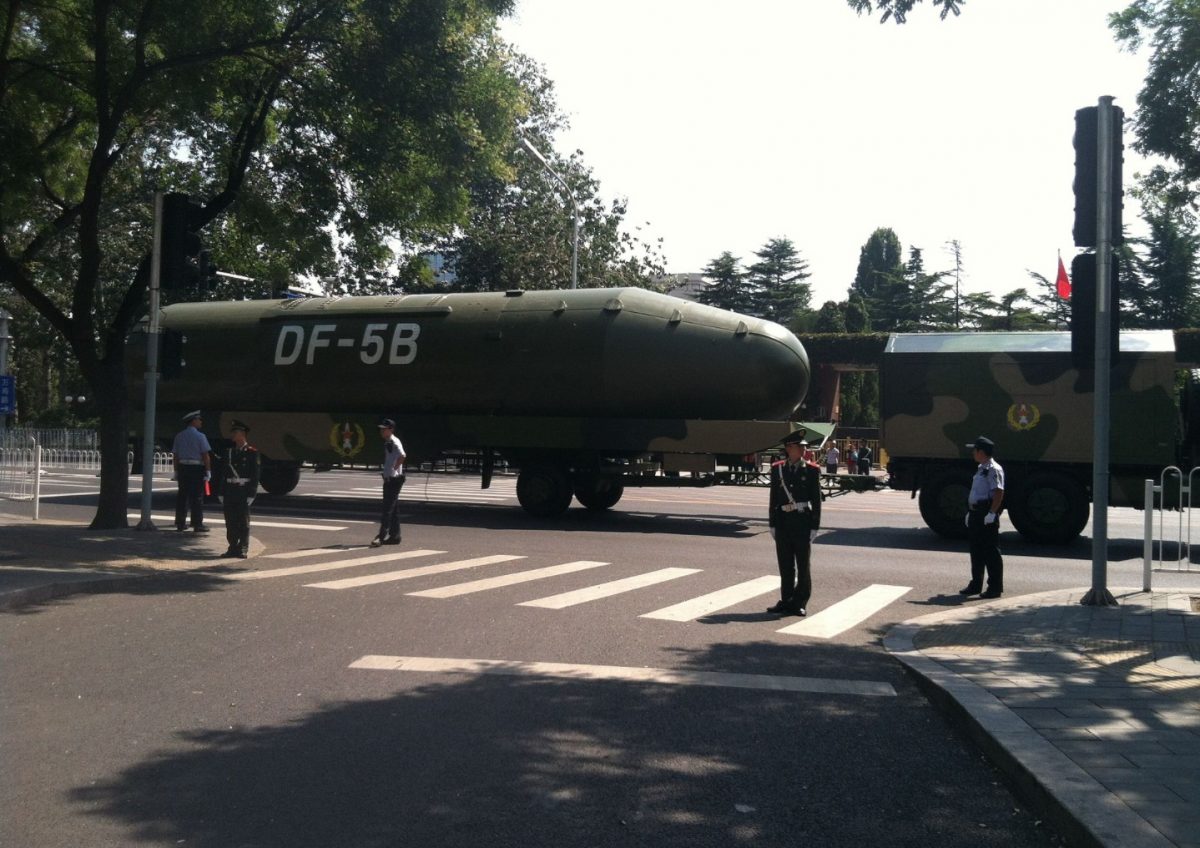 Statele Unite acuză China de o campanie de militarizare secretă, care implică acumularea masivă și deliberată de arme nucleare, alimentând tensiunile globale într-un moment în care relațiile dintre cele două state sunt deja extrem de complexe
