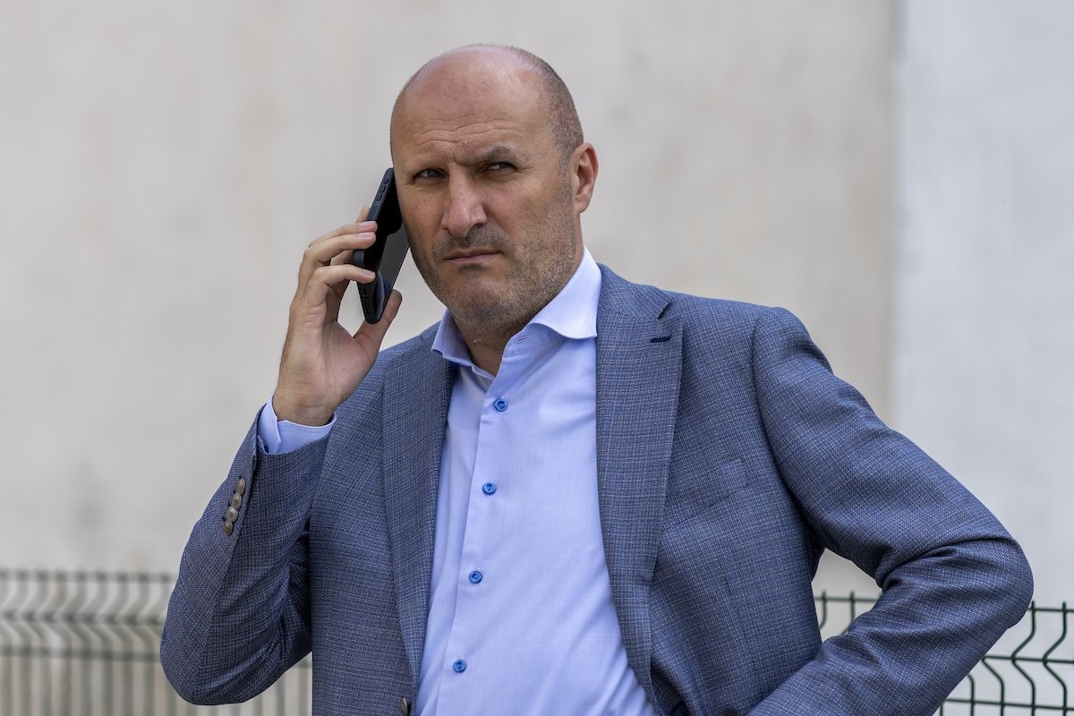 Claudiu Crețu, fostul director general al ELCEN, a revenit deja în companie, deși dosarul penal de corupție în care este implicat se află încă în curs de judecată