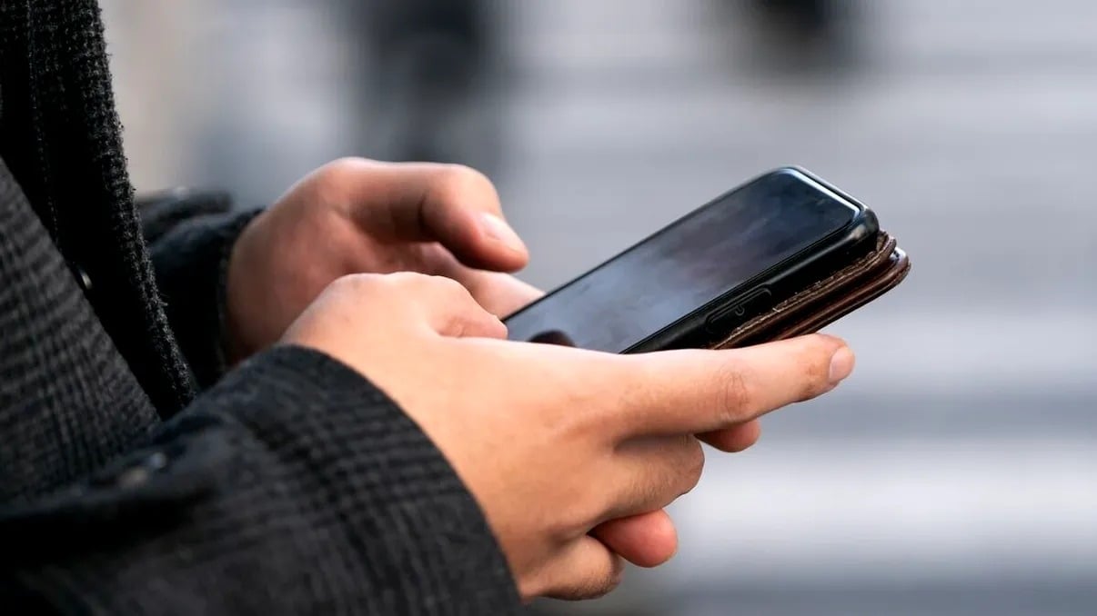 Telefoanele pot fi infectate fără să-ți dai seama