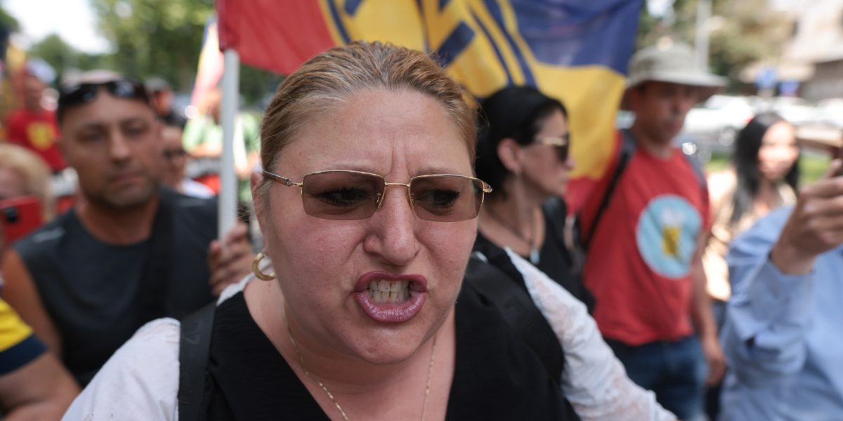 diana-sosoaca-1.jpg - JurnalUrban