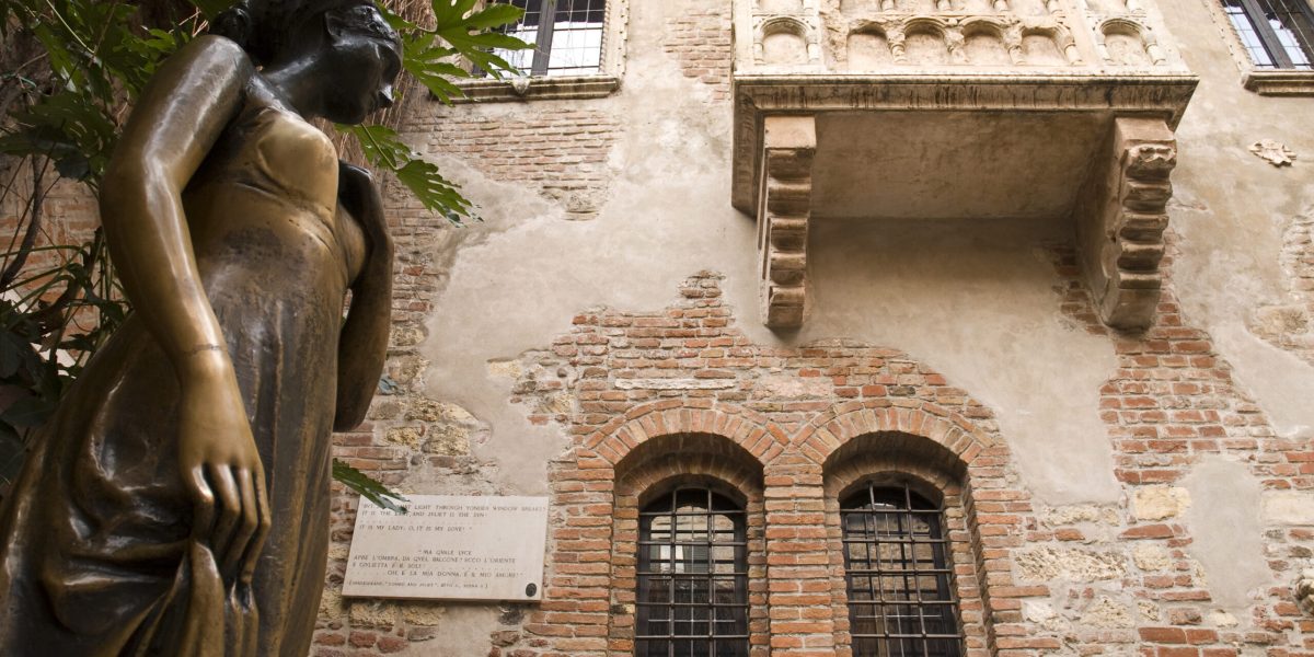 dreamstime_l_7938765-scaled.jpg - JurnalUrban