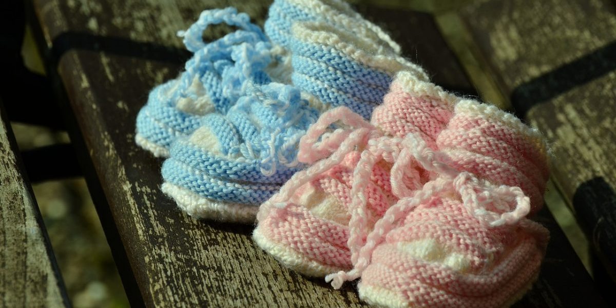 gemeni-bebelusi-e1615545437241.jpg - JurnalUrban