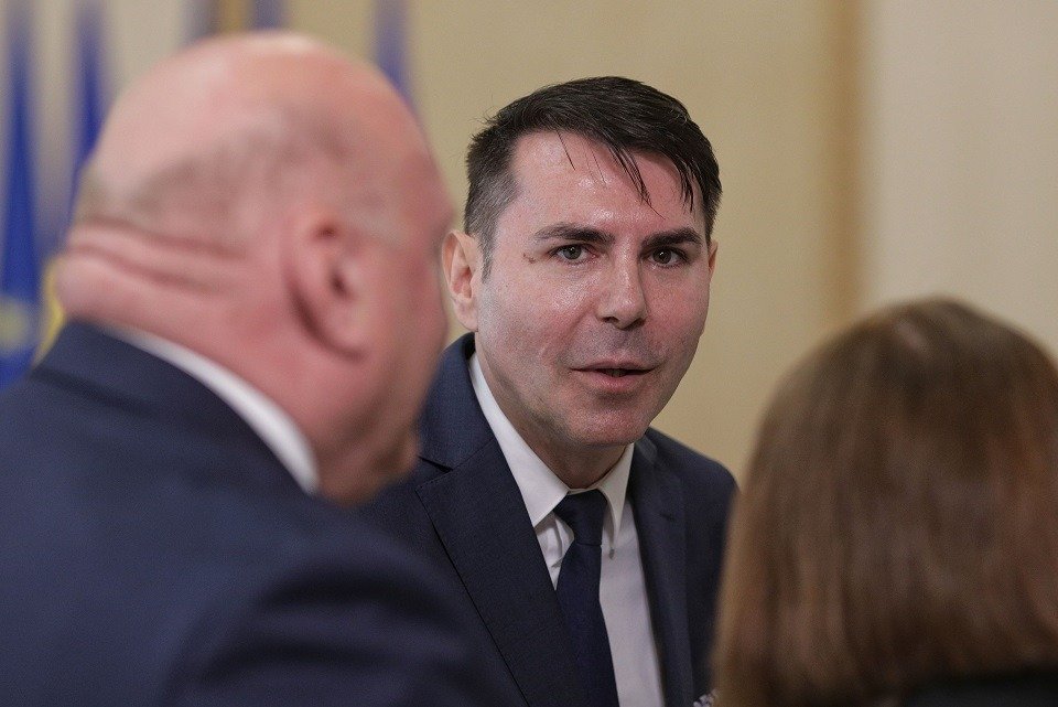 Judecătorul Gheorghe Stan, cunoscut în justiția românească și fost membru al Curții Constituționale, ia o poziție publică neașteptată în fața încărcatei dezbateri despre pensiile magistraților