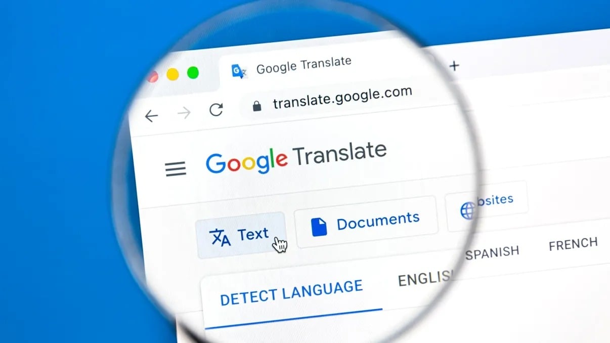 Google Translate, unul dintre cele mai utilizate instrumente de traducere automată din lume, pare să-și fi schimbat radical comportamentul în ultimele luni