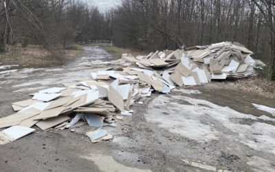 gunoaie-la-cheile-nerei.jpg - JurnalUrban