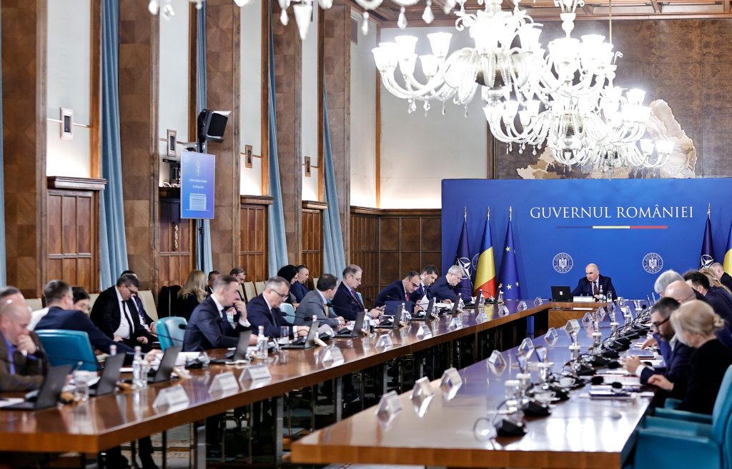 Guvernul României a adoptat recent o ordonanță de urgență menită să întărească stabilitatea financiară a sectorului public, însă măsura nu afectează instituțiile culturale aflate sub autoritatea administrațiilor locale sau ministeriale