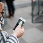 Comisia Europeană a anunțat, miercuri, că intenționează să deschidă negocieri cu șase state din Balcanii de Vest pentru aderarea lor la programul „Roam Like at Home”, un pas semnificativ în integrarea acestor țări în piața comună a Uniunii Europene