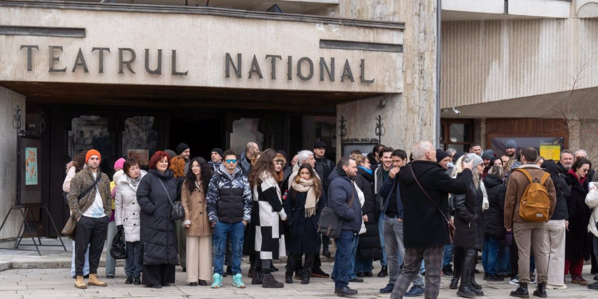 nn_sztrajk-szinhaz-08-hv.jpg - JurnalUrban