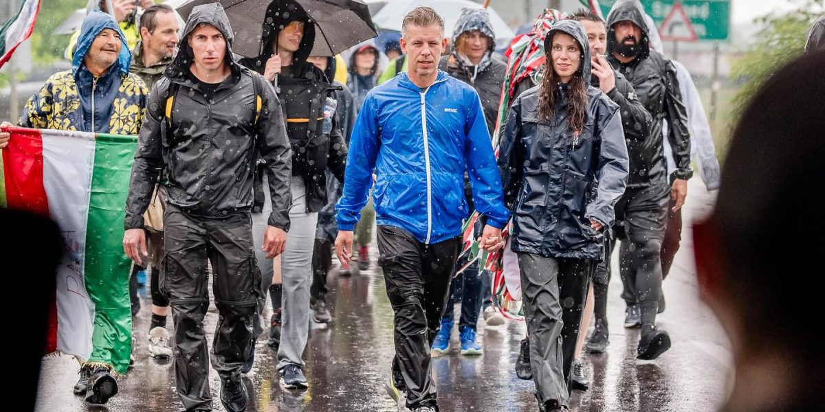 peter-magyar-prin-ploaie.jpg - JurnalUrban