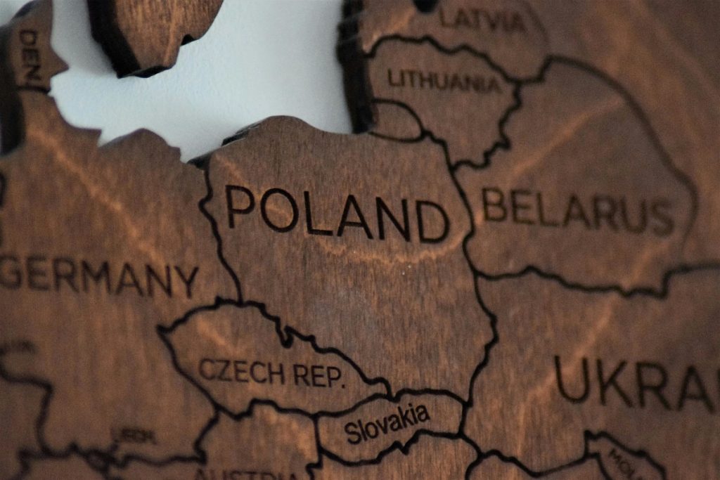 Polonia pregătește cerere de despăgubiri pentru crimele sovietice, după solicitarea de 1,3 trilioane de euro din partea Germaniei
