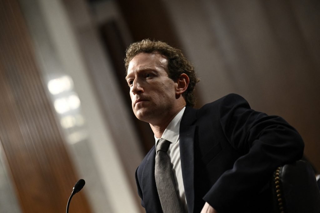 Mark Zuckerberg, CEO-ul Meta, a fost audiat miercuri într-un proces cu o amploare fără precedent, ce ridică numeroase întrebări despre impactul platformelor de social media asupra sănătății mintale a tinerilor