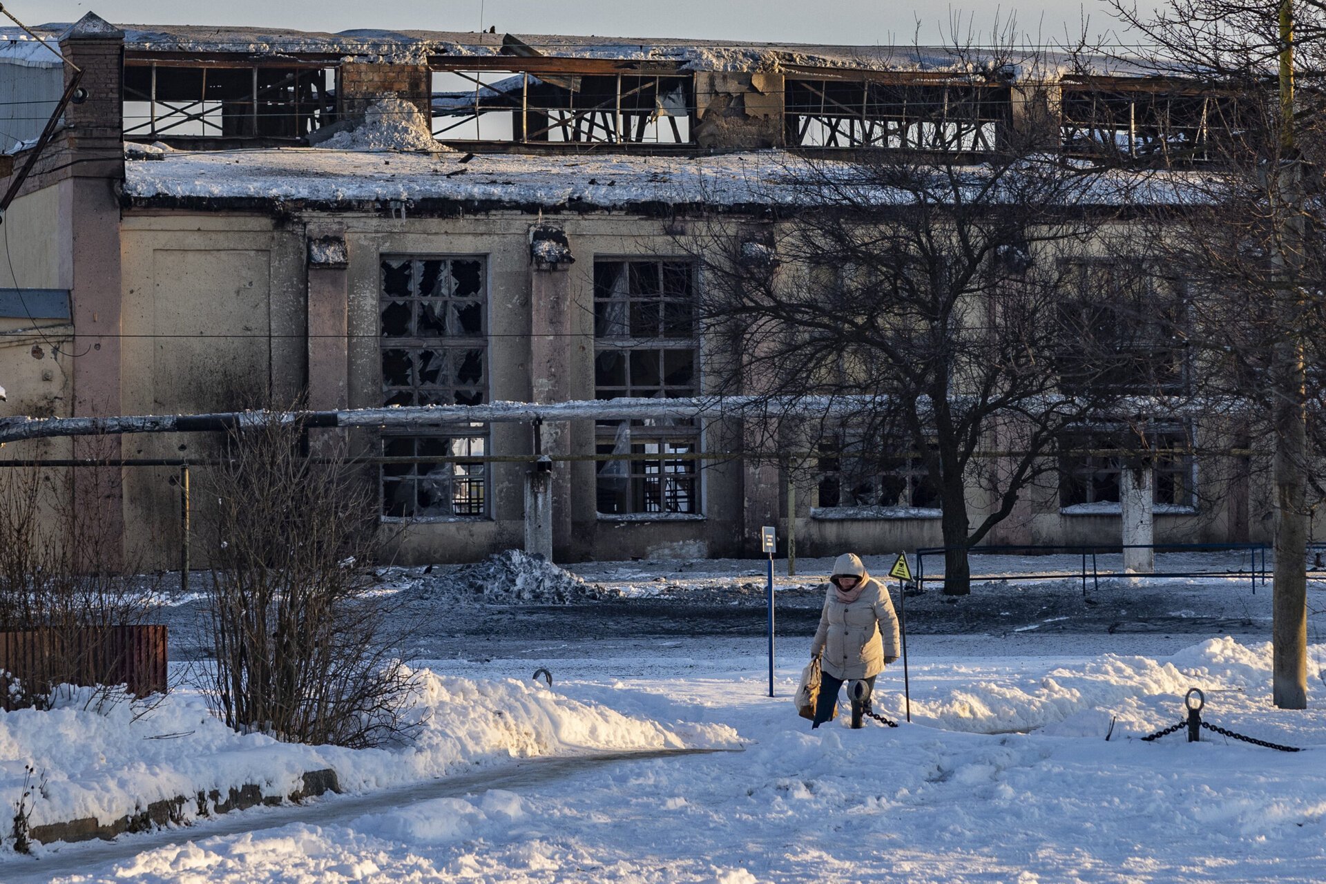 Ucraina se află în pragul celei mai severe valuri de înghețuri din această iarnă, o temperatură extremă care, dacă prognozele se concretizează, are potențialul de a amplifica dificultățile deja existente în rândul populației și infrastructurii țării