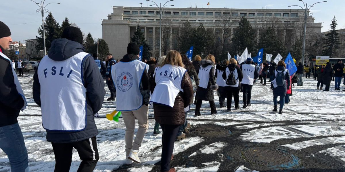 protest-profesori.jpeg - JurnalUrban