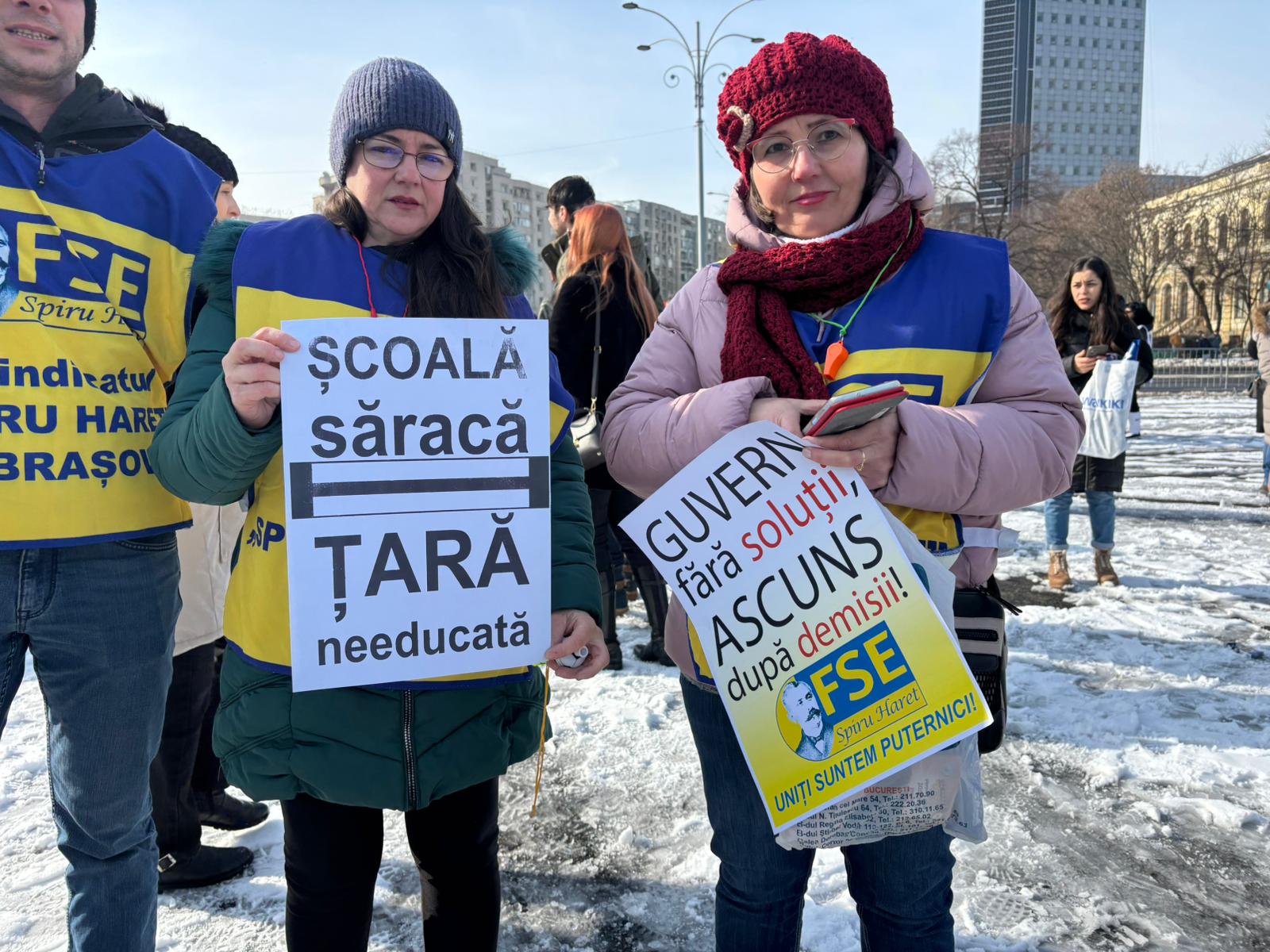 Profesori și personal auxiliar din Învățământul românesc simt puternic impactul modificărilor legislative O consultare națională realizată de Federația Sindicală Liberă pentru Educație (FSLI) relevă o situație alarmantă în sectorul educației din România