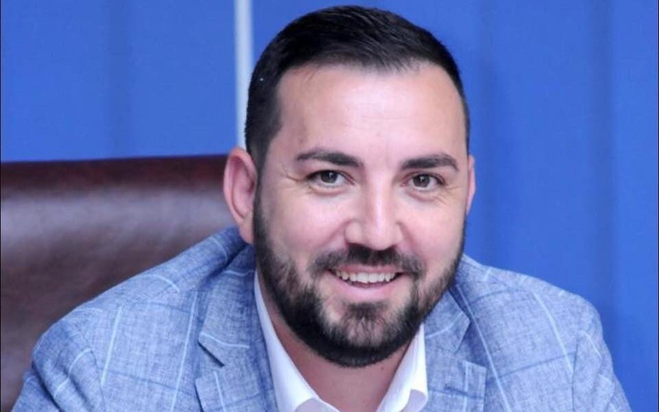 retinutidedna-e1770408775126.jpg - JurnalUrban