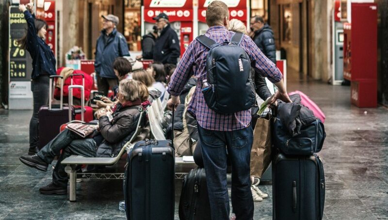 tommaso-pecchioli-03nt4WmL1Kk-unsplash-e1732278127619.jpg - JurnalUrban