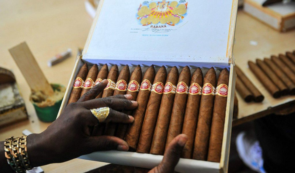 trabuc-cubanez.jpeg - JurnalUrban