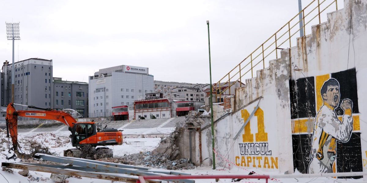 arena din Ștefan cel Mare este deja 50% demolată » GSP a intrat pe șantier