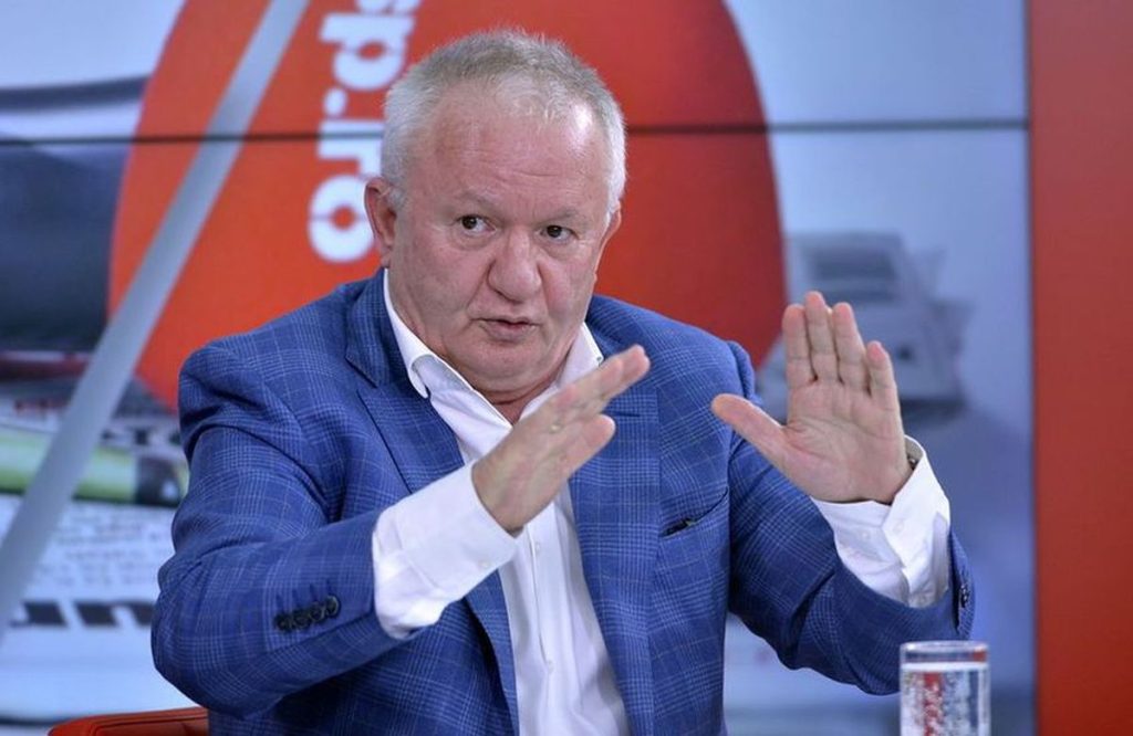 „De ce nu s-a dus să revadă faza?!”