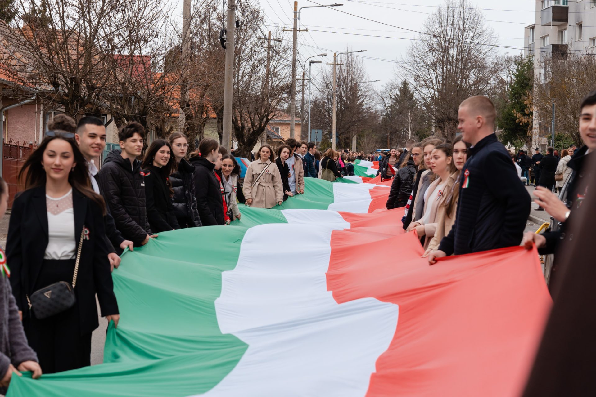 Președintele Ungariei, prezent la manifestările dedicate Zilei Maghiarilor de Pretutindeni la Târgu Secuiesc Mii de persoane au participat, duminică, la evenimentele organizate în municipiul Târgu Secuiesc cu ocazia Zilei Maghiarilor de Pretutindeni