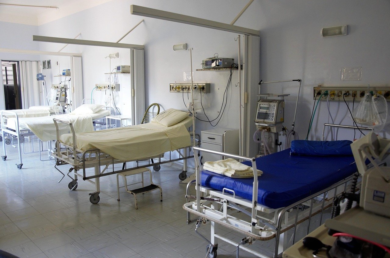 O tânără diagnosticată cu o formă rară de cancer a murit în martie, în ciuda mobilizării ample a publicului pentru a-i oferi o șansă la tratament