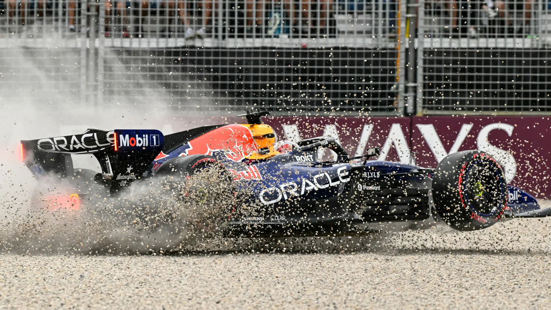 Verstappen, șocat după accidentul din australia: N-am mai pățit asta!