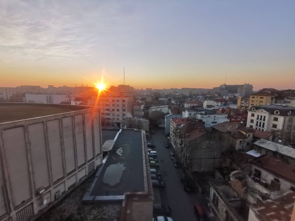 București: Vremea bună revine, cu muzică live pe radio