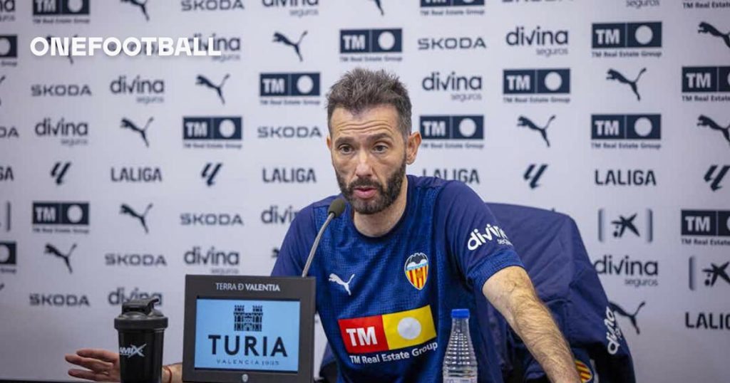 Corberán, antrenorul Valenciei, așteaptă cu nerăbdare meciul cu Alavés și speră la o nouă victorie pe Mestalla Carlos Corberán, antrenorul echipei de fotbal Valencia, a vorbit sâmbătă cu presa înaintea meciului din La Liga EA Sports cu Deportivo Alavés