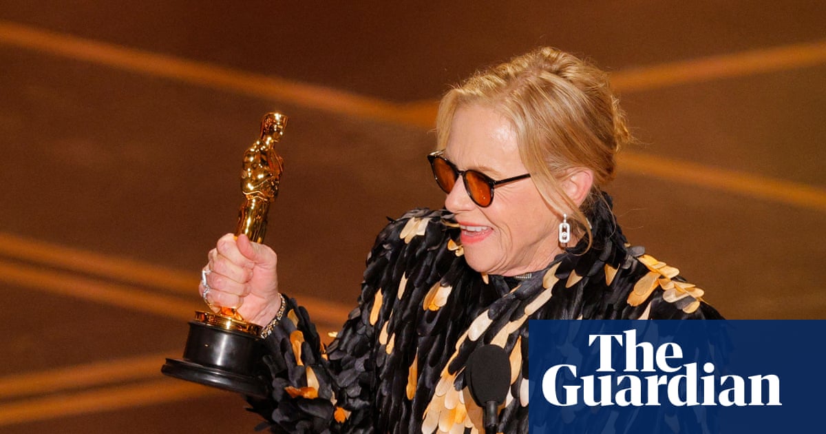 Amy Madigan, triumf la Oscar cu un rol memorabil și un record istoric LOS ANGELES – Actrița americană Amy Madigan a câștigat premiul Oscar pentru cea mai bună actriță în rol secundar la cea de-a 98-a ediție a Premiilor Academiei, pentru interpretarea sa în filmul horror supranatural „Weapons”