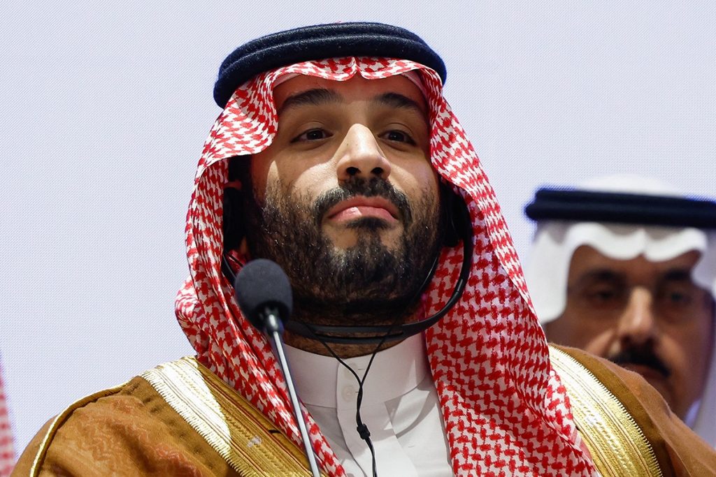 Tensiuni crescute în Orientul Mijlociu: Arabia Saudită amenință cu acțiuni militare împotriva Iranului Relațiile dintre Arabia Saudită și Iran se tensionează dramatic, Riadul avertizând că răbdarea sa cu Teheranul se apropie de sfârșit
