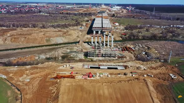 Stadiu important pentru centura capitalei: Lotul 1 al A0 avansează constant Lucrările de pe lotul 1 al Autostrăzii de Centură București Nord (A0), care face legătura între Joița și Corbeanca, au atins un stadiu fizic de circa 40%