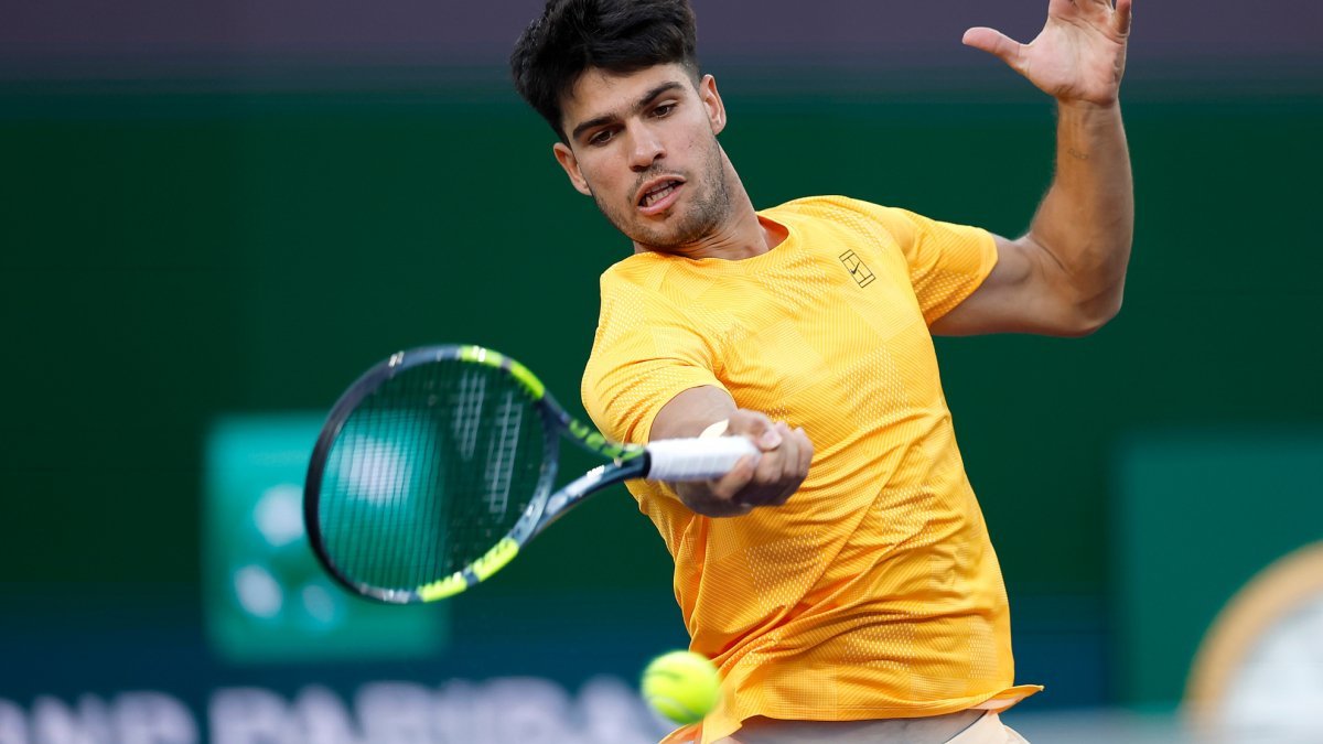 Alcaraz, „coșmarul” francezilor: Spaniolul domină tenisul mondial și învinge constant rivalii din franța Carlos Alcaraz, starul tenisului mondial, continuă să scrie istorie și să-și consolideze statutul de principal favorit în turneele importante