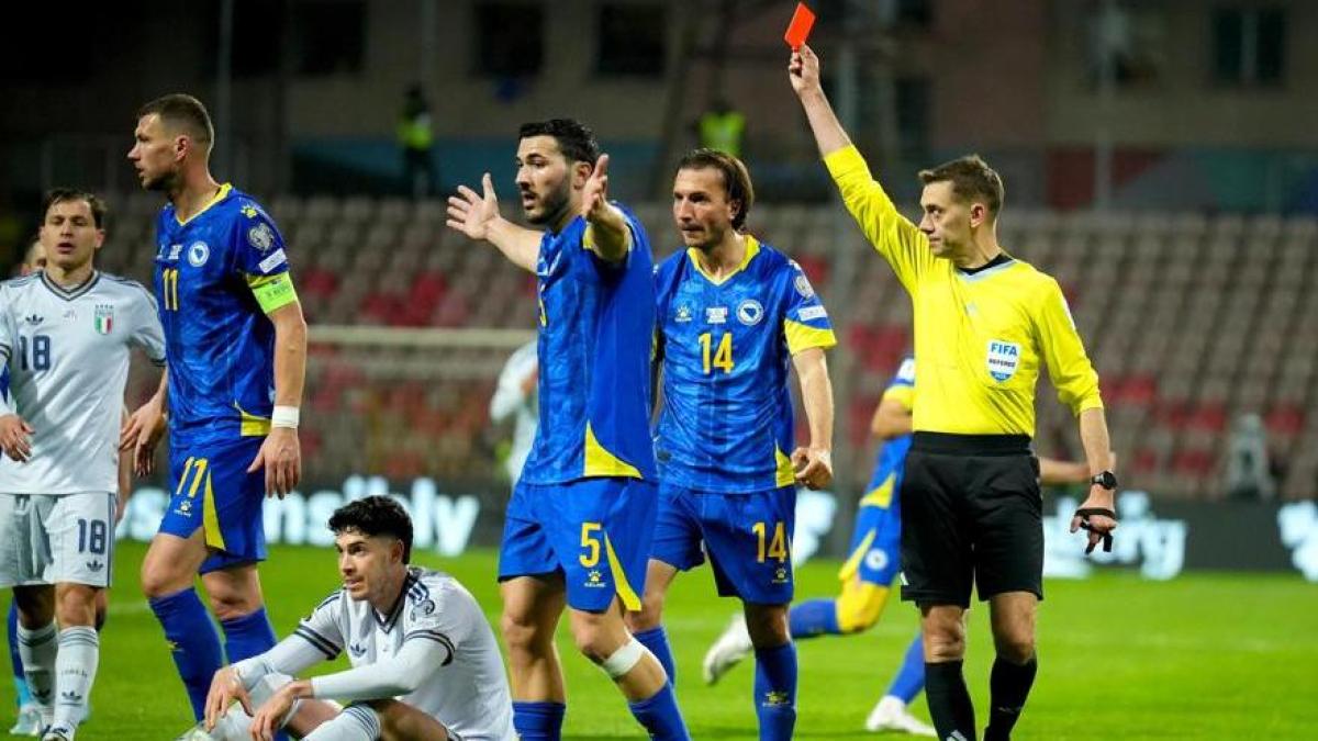 Italia, chin de 45 de minute: Bastoni, eliminat. Bosnia, victorie la mustață!