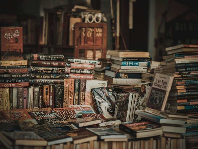 Bookisit, festivalul de carte secondhand, revine cu o nouă ediție în acest weekend Cea de-a noua ediție a Bookisit, festivalul de carte secondhand, își deschide porțile sâmbătă, 15 martie, la Maison 13, între orele 10:00 și 17:00