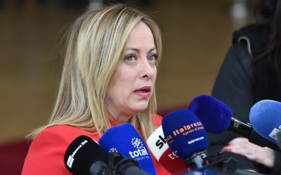 Opoziția italiană cere Romei să nu permită SUA să folosească bazele militare pentru acțiuni împotriva Iranului Partidele de opoziție din Italia, Mișcarea Cinci Stele (M5S) și Partidul Democrat (PD), au solicitat miercuri guvernului condus de Giorgia Meloni să interzică utilizarea bazelor militare italiene de către Statele Unite ale Americii pentru eventuale operațiuni militare împotriva Iranului