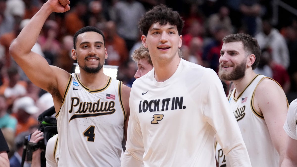 Purdue Boilermakers, echipa de baschet a Universității Purdue, a învins Texas Longhorns cu scorul de 79-77 într-un meci palpitant din optimile de finală ale turneului March Madness