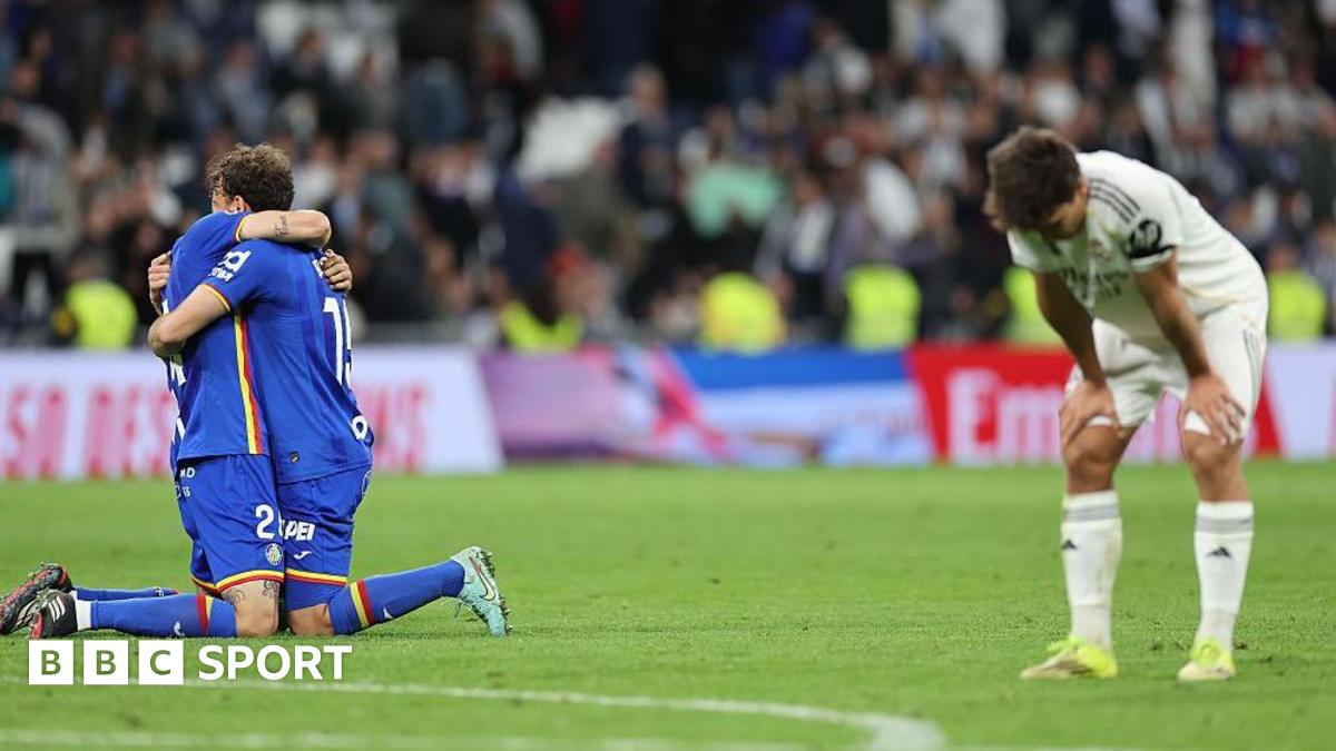 Surpriză pe Bernabeu: Real Madrid, învinsă de Getafe și ratează apropierea de Barcelona Madridul a suferit un eșec neașteptat pe teren propriu, fiind învinsă de Getafe cu scorul de 1-0