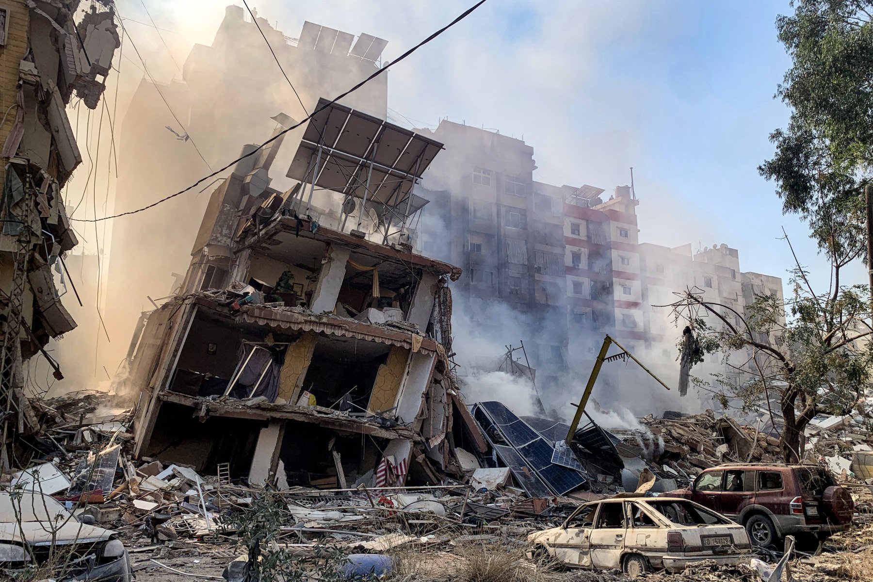 Israelul amenință cu intensificarea operațiunilor terestre în Liban Generalul-locotenent Eyal Zamir, șeful Statului Major israelian, a avertizat duminică seară că operațiunile terestre în Liban vor fi intensificate