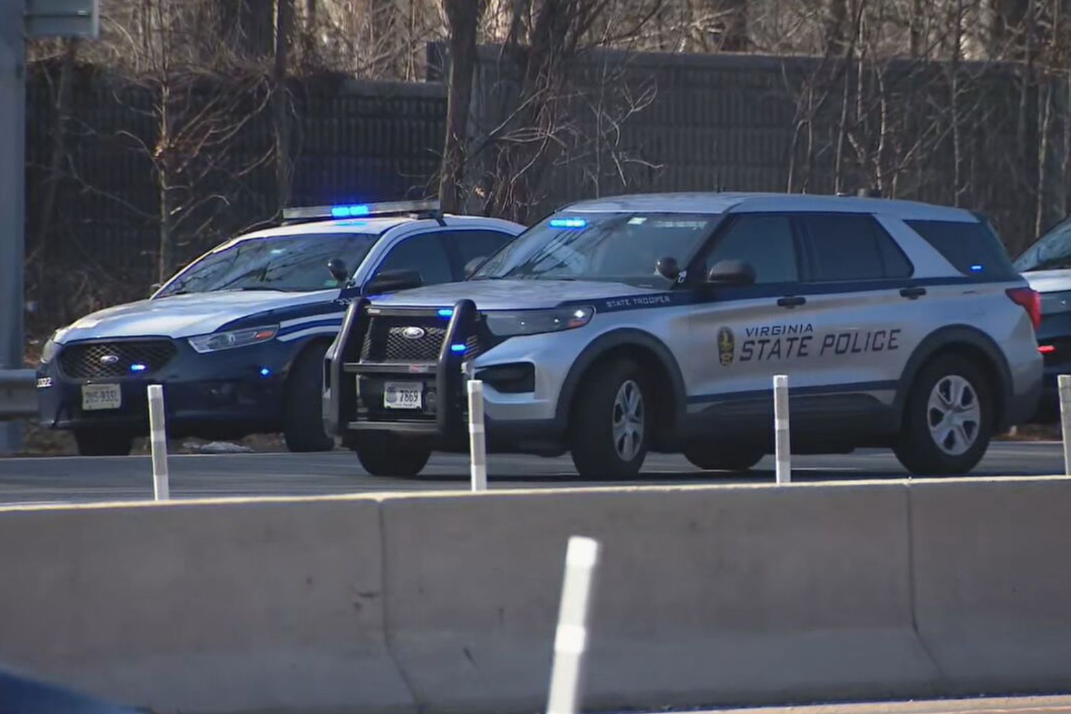 Woman killed, 3 others wounded after crash leads to stabbing on I-495