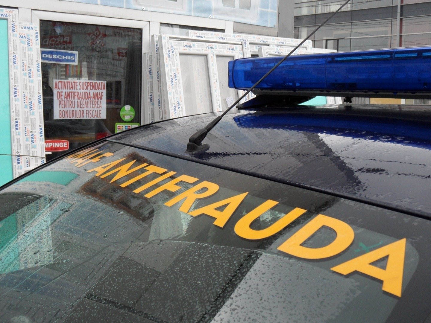 Operațiune de amploare a inspectorilor antifraudă în județul Călărași Inspectorii antifraudă din cadrul Direcției Generale Antifraudă Fiscală (DGAF), alături de polițiștii de la Serviciul de Investigare a Criminalității Economice din cadrul IPJ Călărași, au demarat marți o serie de verificări importante