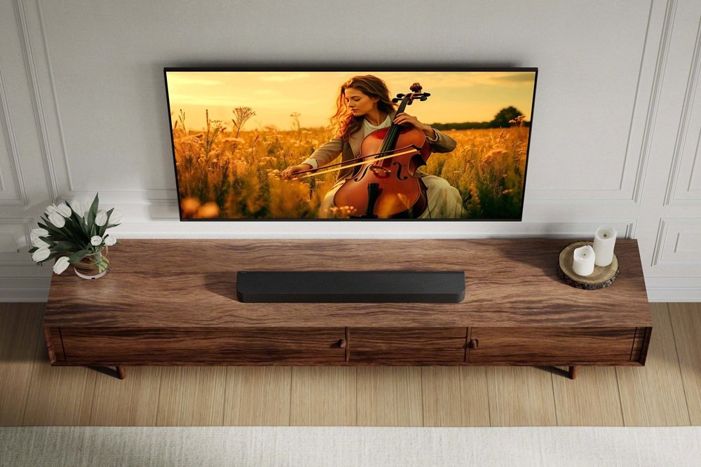 Sony intră pe piața home cinema cu un sistem complet care promite sunet de calitate și imagini îmbunătățite Compania Sony își extinde oferta de produse dedicate experienței home cinema, lansând o nouă gamă de soundbar-uri și televizoare sub conceptul „Cinematograful vine acasă”