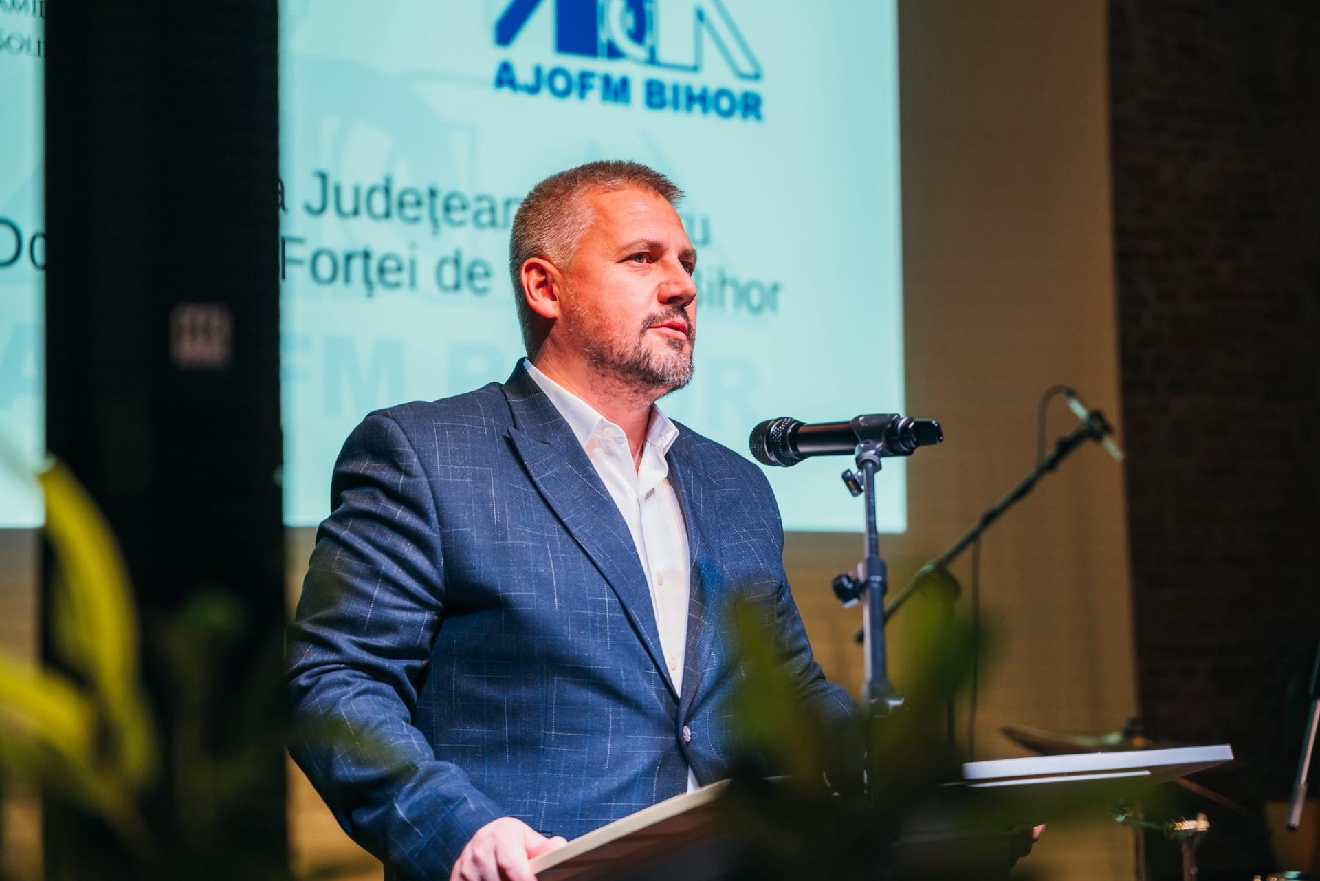 Csaba Lajos Bekesi, numit președinte al ANPC Orădeanul Csaba Lajos Bekesi a fost numit luni în funcția de președinte al Autorității Naționale pentru Protecția Consumatorilor (ANPC), conform unei decizii a prim-ministrului Ilie Bolojan, publicată în Monitorul Oficial