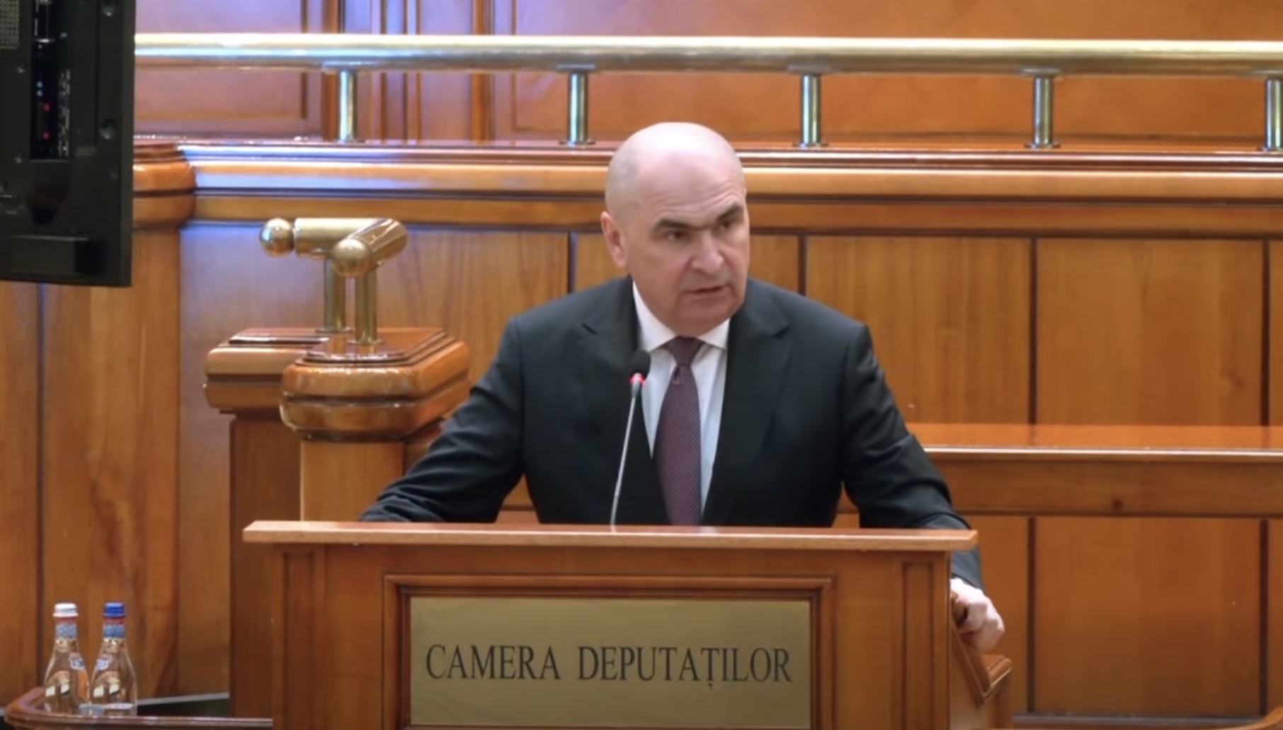 Bolojan face apel la unitate în Parlament pentru aprobarea bugetului Premierul Ilie Bolojan a cerut joi seară, în plenul reunit al Parlamentului, votul pentru proiectul de buget