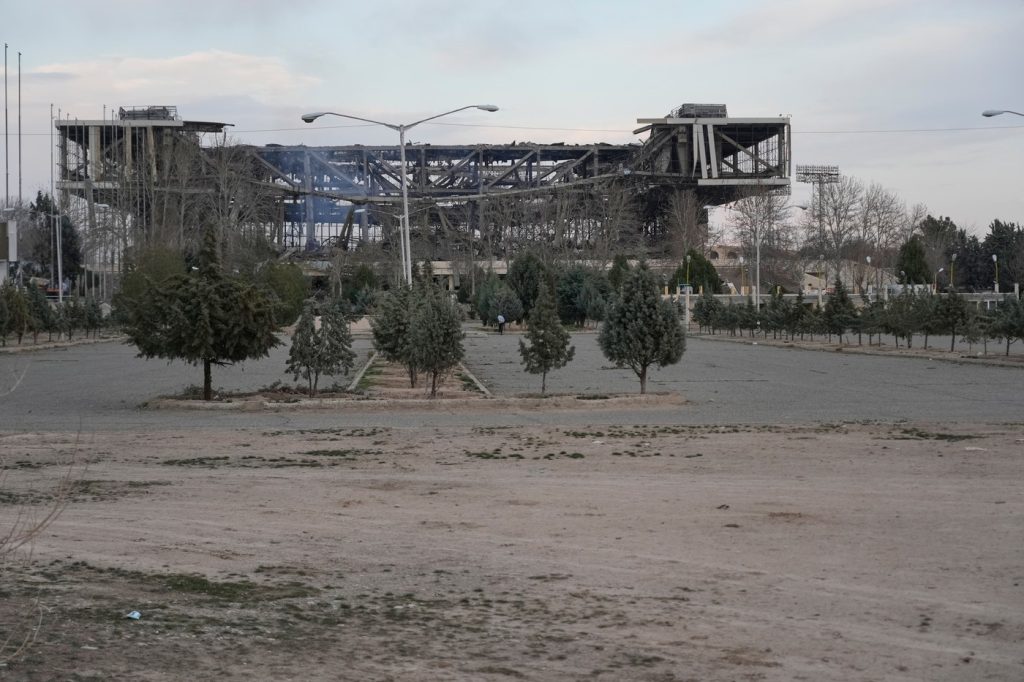 Rachete SUA și israel distrug o arenă din iran
