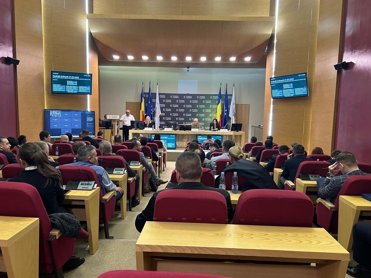 USR București avertizează cu privire la posibile blocaje în ședința CGMB Consilierii USR București au tras un semnal de alarmă cu privire la ședința Consiliului General al Municipiului București (CGMB) programată pentru data de 6 martie, atrăgând atenția asupra riscului de a nu se putea asigura cvorumul necesar