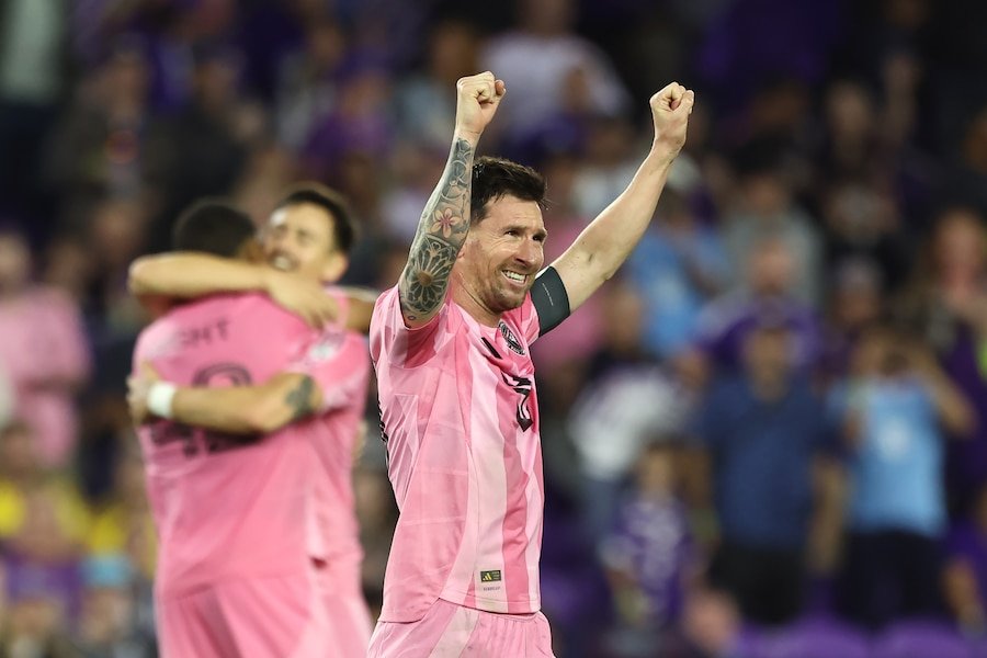 Messi vine la baltimore: Pericol de invadare a terenului