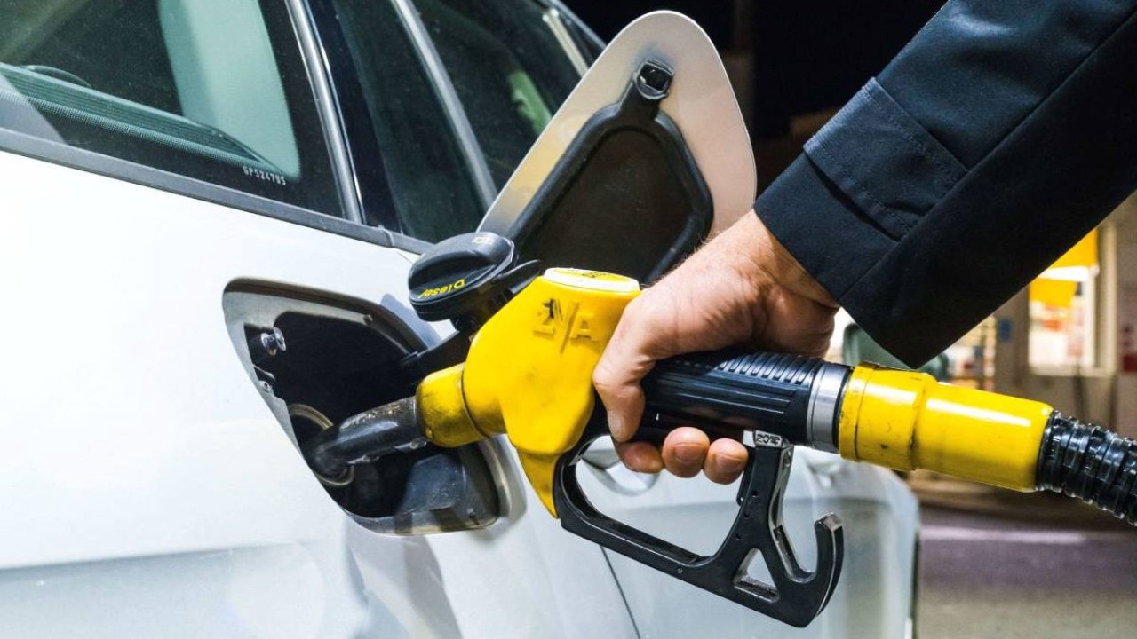 Când scad prețurile la carburanți dacă se oprește conflictul din orientul mijlociu?