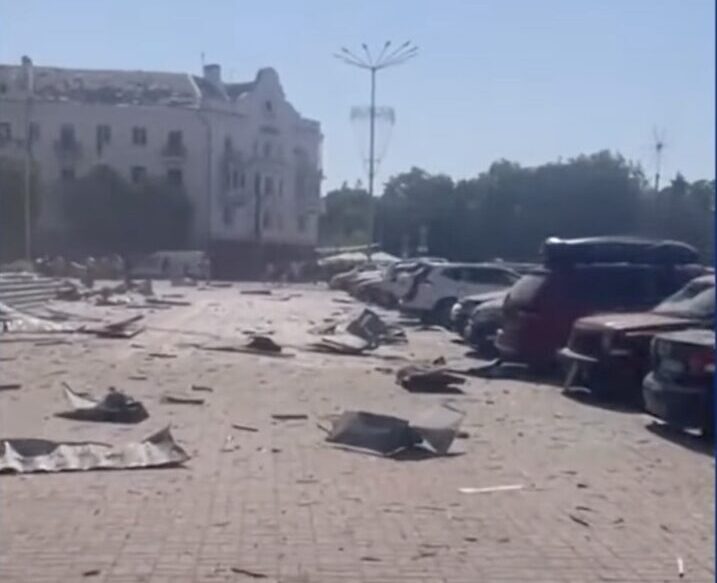 Atac cu drone în Ucraina: Regiunea Cernigău, lipsită de energie electrică O mare parte din regiunea Cernigău, situată în nordul Ucrainei, a fost lăsată fără curent electric sâmbătă, în urma unui atac cu drone efectuat de forțele ruse, a anunțat guvernatorul local, Viaceslav Ceaus